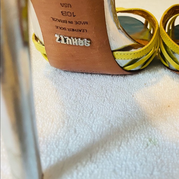 Almost Brand New Brazilian Leather Heels By SHULTZ - Size 10 B - box 2 - Picture 7 of 8